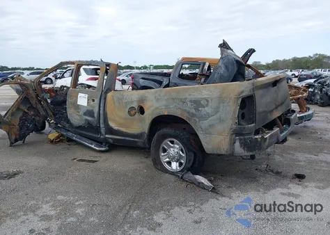 2022 Ram 2500 Big Horn 4X4 8' Box from USA, damaged, VIN 3C6UR5JJ9NG231856